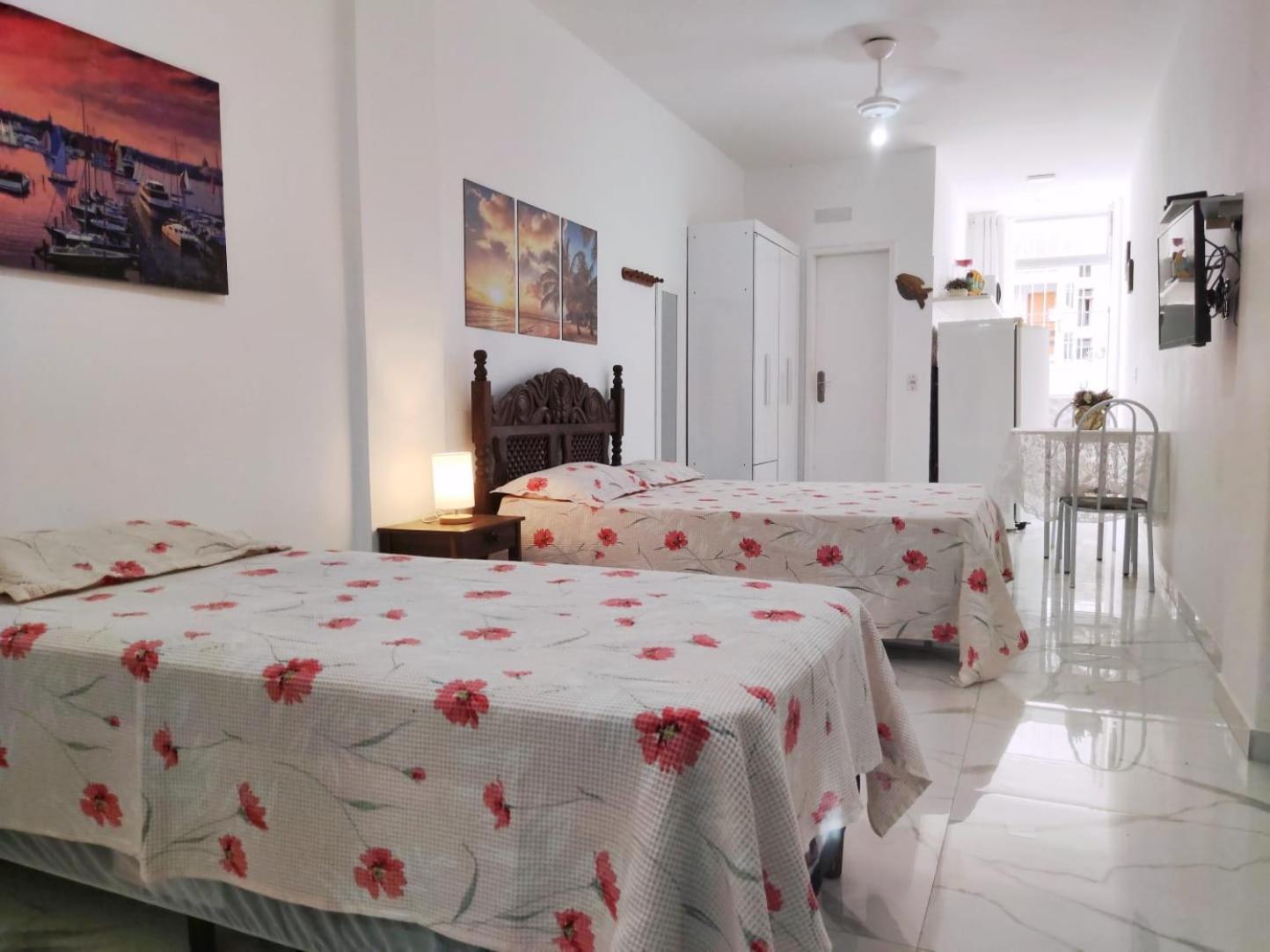 Quitinete No Centro A Poucos Passos Da Apartamento Guarapari